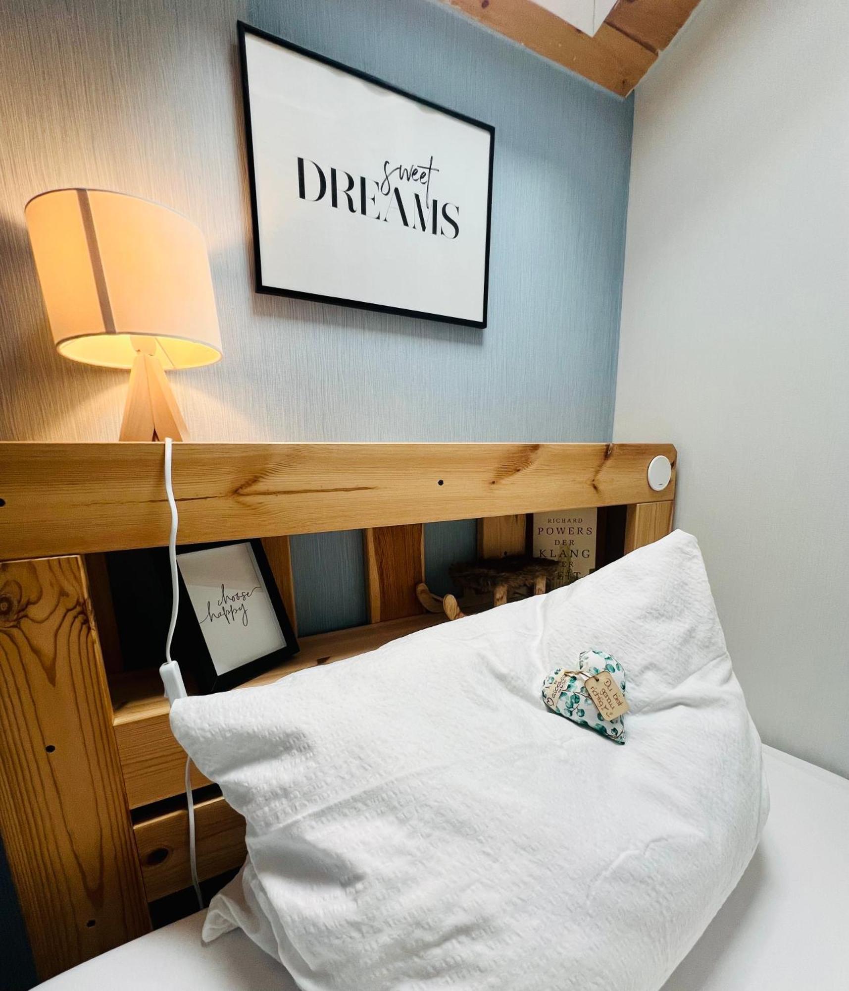 Mitten Im Schwarzwald Mit Infrarot-sauna Und Garagenparkplatz Apartment *